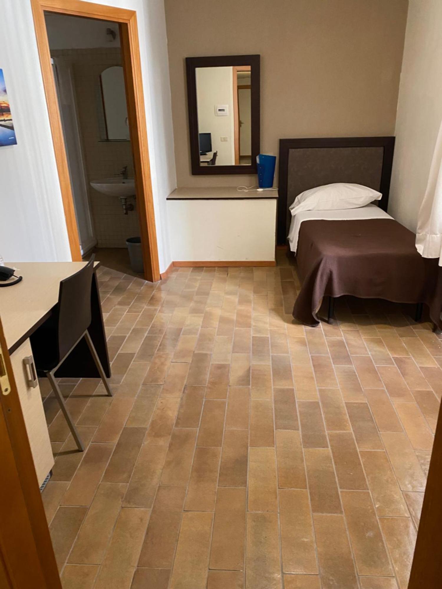טרפאני Hotel Moderno מראה חיצוני תמונה